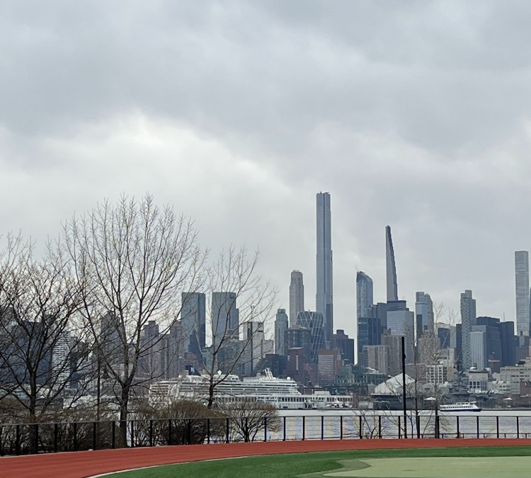 weehawken-waterfront-park-and-recreation-center-photo
